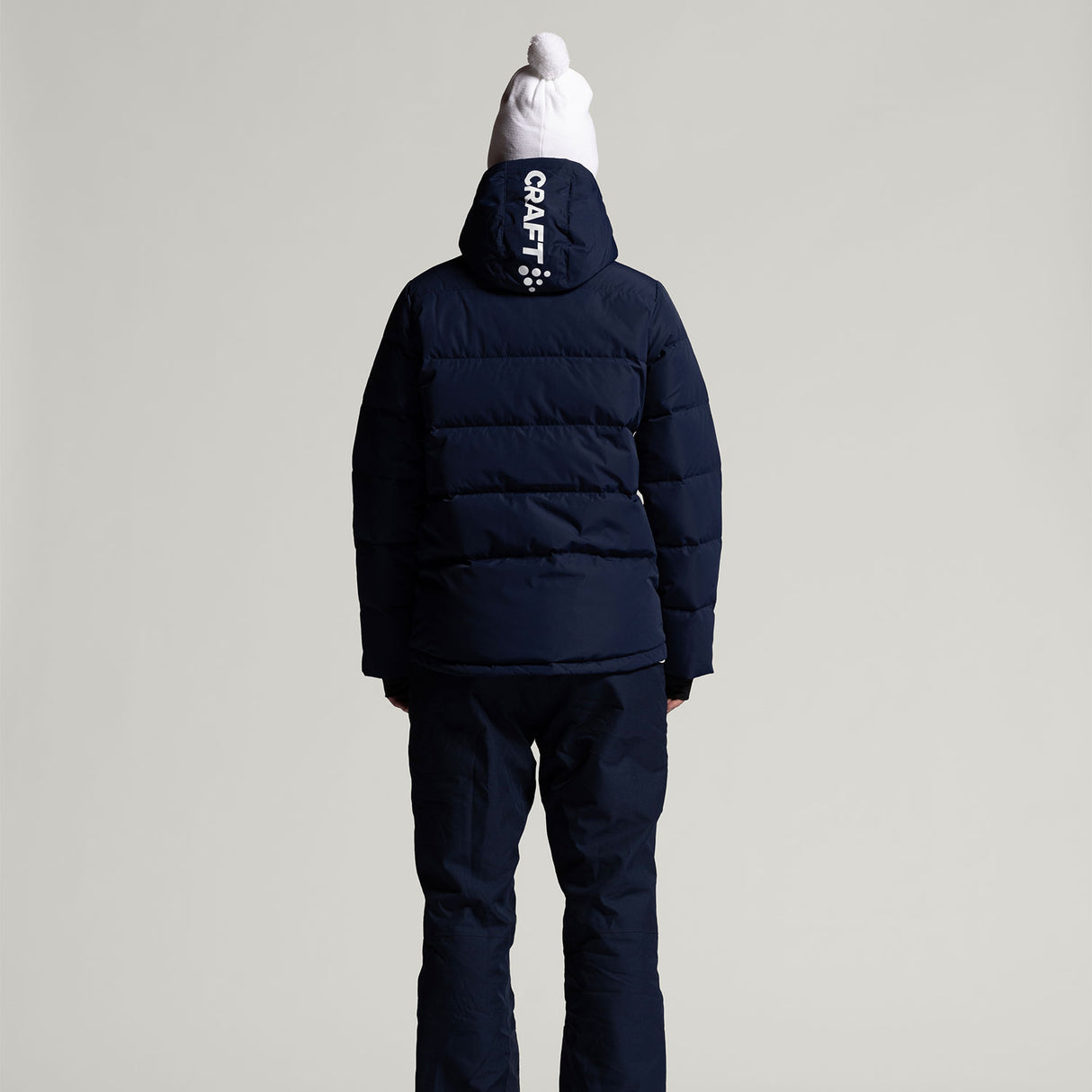 Evolve Down Jacket W navy selkä