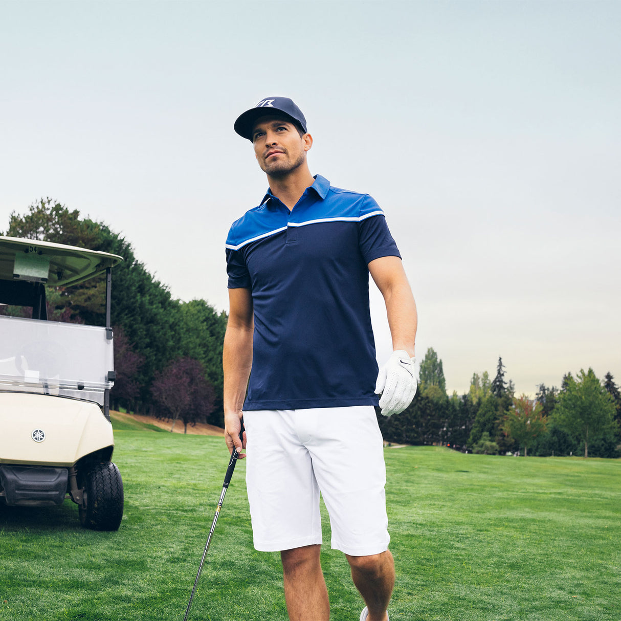 New Salish Shorts, valkoiset golf shortsit