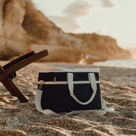 tummansininen VINGA Volonne Aware kylmälaukku