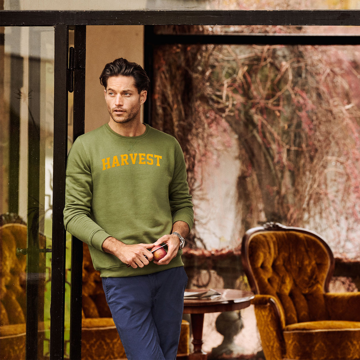 Harvest Alder Heights collegepaita