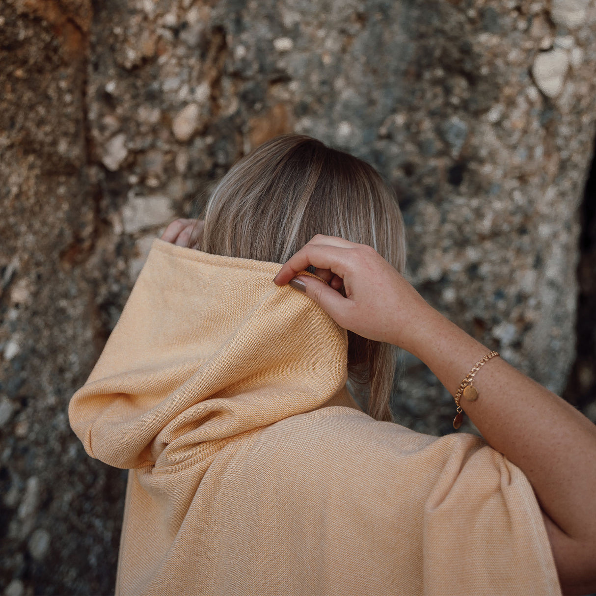 keltainen hamam poncho, vinga tolo