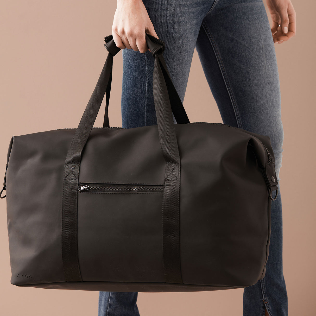 musta baltimore viikonloppulaukku