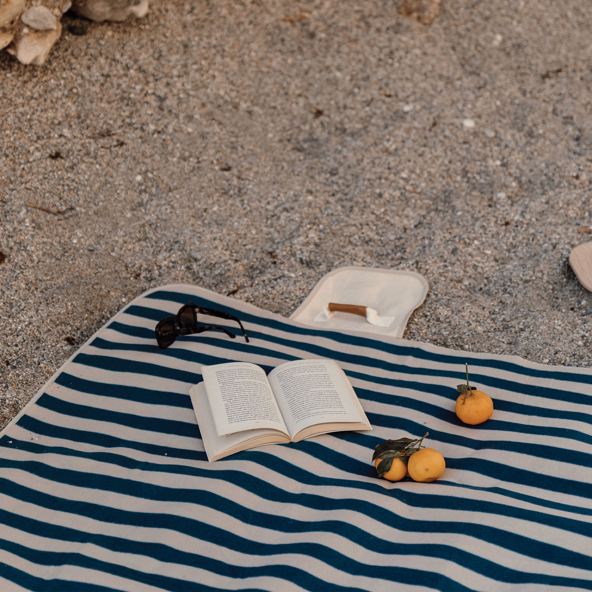 piknik viltti vinga alba navy 110 x 110 cm