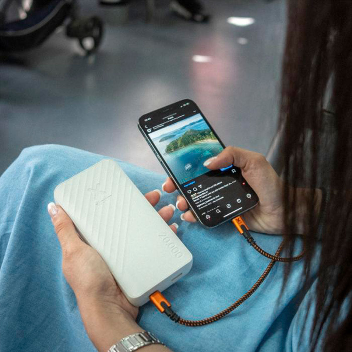 Xtorm Go2 20W 20 000 mAh powerbank, valkoinen varavirtalähde