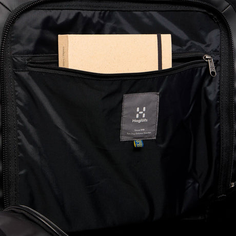 haglöfs lava 50l, musta, vetoketjullinen säilitystasku dokumenteille