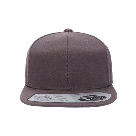 tummanharmaa flexfit 110 premium snapback lippis, etupaneeli, etupuoli